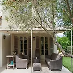 In Gassin Near Tropez Beaches * 쎙뜨호뻬