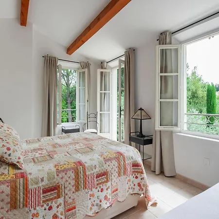 Villa In Gassin Near Tropez Beaches *