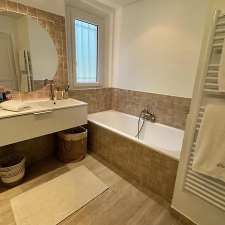 Villa In Gassin Near Tropez Beaches *