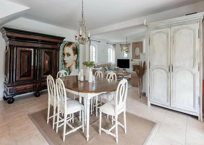 In Gassin Near Tropez Beaches Villa Saint-Tropez