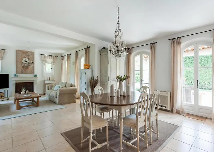 Villa In Gassin Near Tropez Beaches