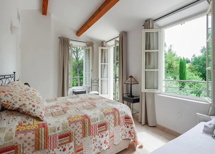 Villa In Gassin Near Tropez Beaches *